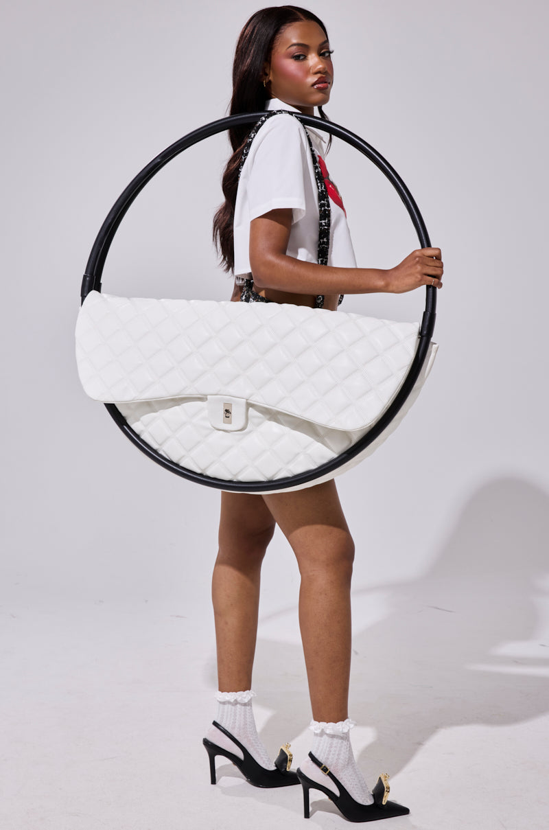 IYKYK OVERSIZED PURSE