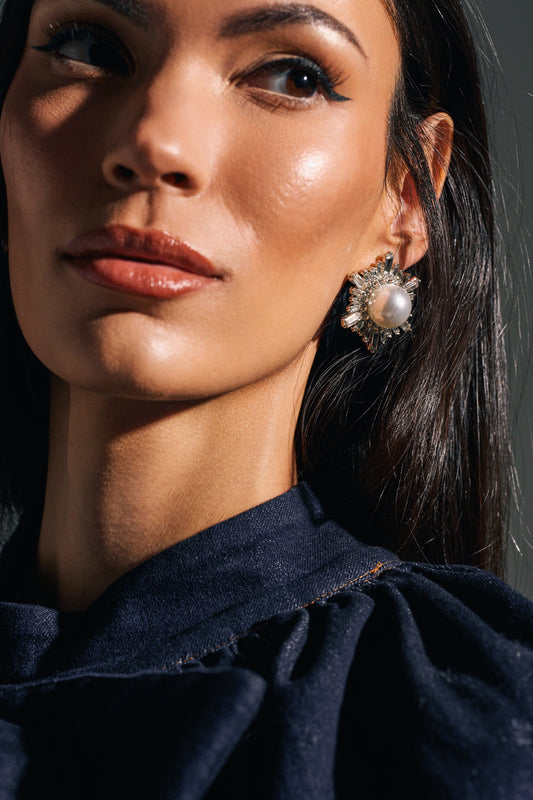 TAY EARRING