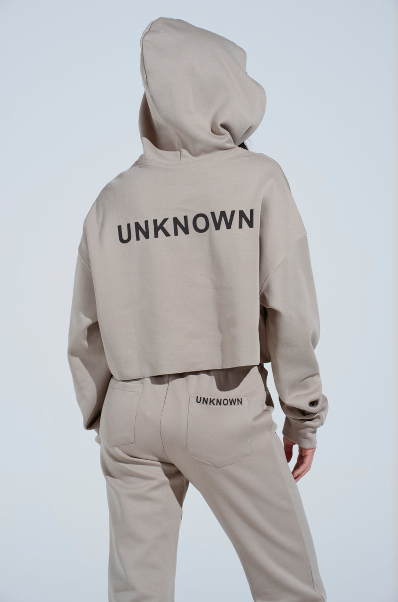 SOURCE UNKNOWN CROPPED SWEATSHIRT