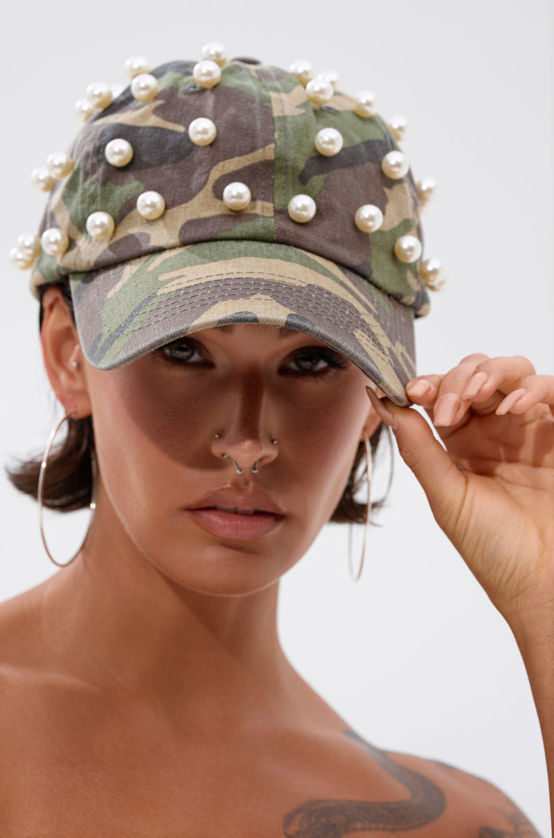 PEARL PLEASE CAMO HAT