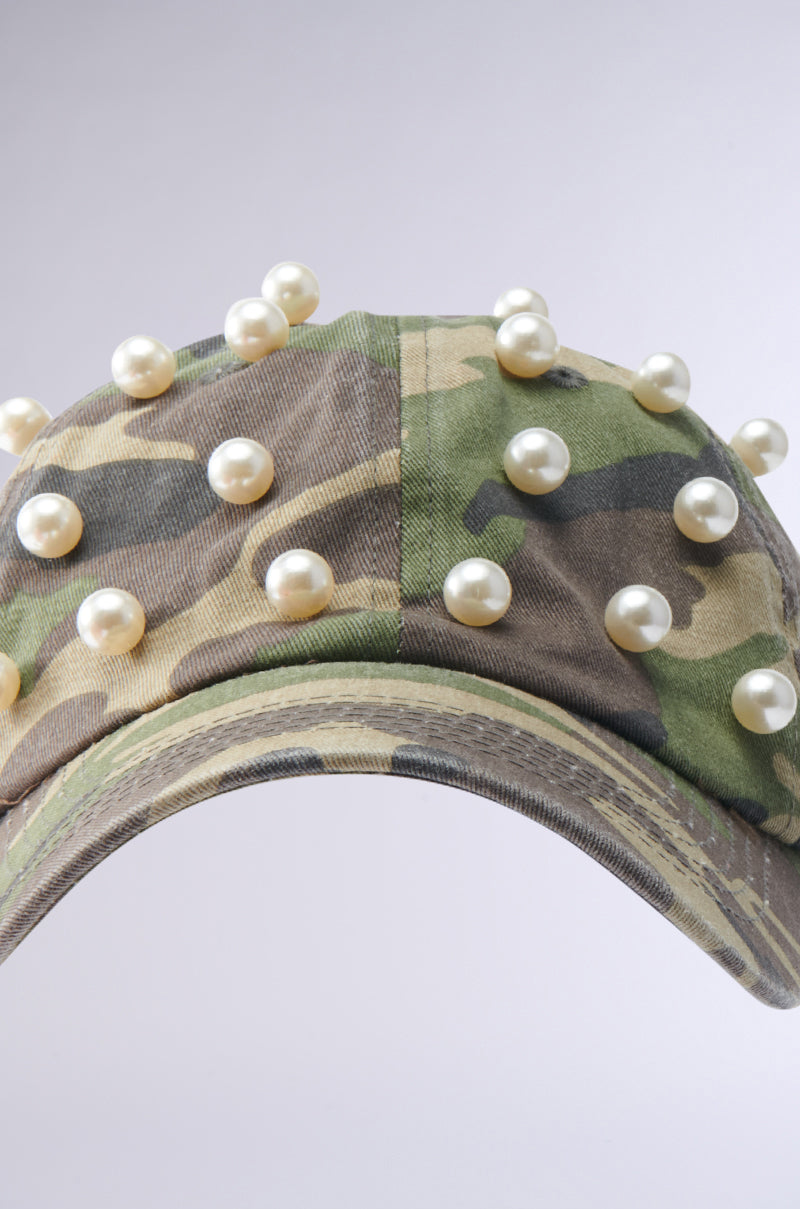 PEARL PLEASE CAMO HAT