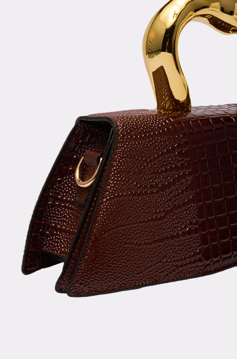 DOESNT DESERVE ME PURSE