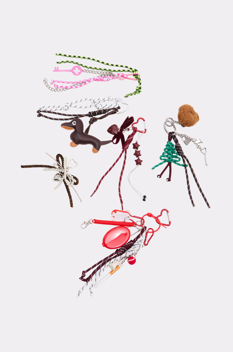 ULTIMATE KEYCHAIN SET